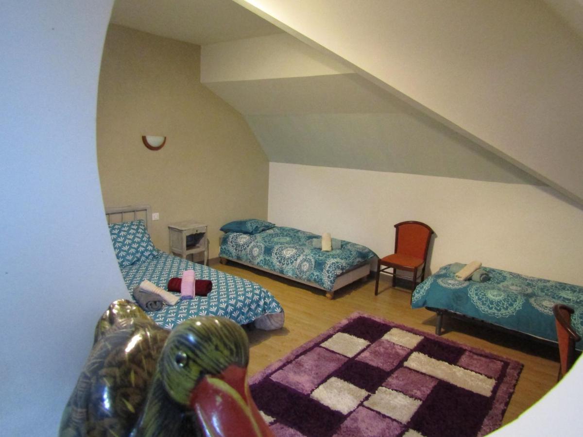 Auberge Du Lac De Mondon Mailhac-sur-Benaize ภายนอก รูปภาพ